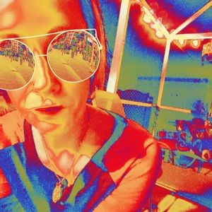 Meet your Posher, Julie